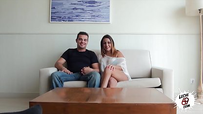Kız öğrenci ilginç seks filimleri bir penis emdi ve tüm deliklerde becerdin