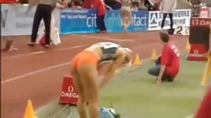 İki delikli fahişe üç adam tarafından becerdin ateşli seks filimleri