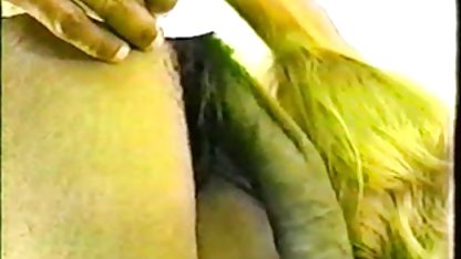 Çörekler üzerine çırpın ve anüsün dick romantik seks filimleri