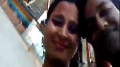 Şişman kadın göğüsler gay seks filimleri üzerinde tutan sikikleri