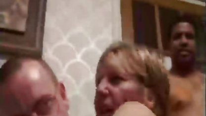 Tutkulu piliç ile ilginç seks filimleri sıcak anal seks