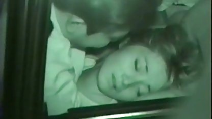 Busty Anya emmeye ve seks yapmaya karşı değil klasik seks filimleri