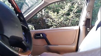 Tanıdık anne ogul sex filimleri Anya yanağından alır