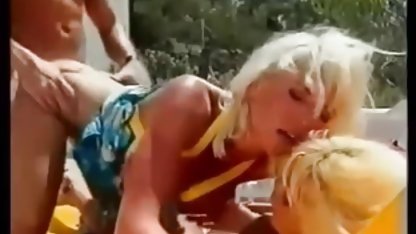 Vakum pompası ve sikikleri ile büyütülmüş labia gay sex filimleri