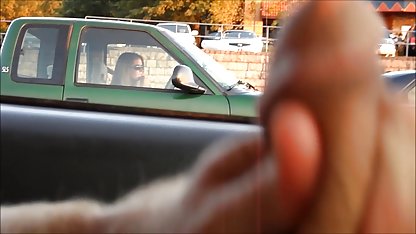 Şehvetli şişman kadın iki gençliği baştan çıkardı seksi turk filimleri