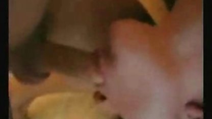 Kız basamaklarda phallus çin seks filimleri parmak