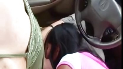 Bestia temiz havada oral sex filimleri çift penetrasyon elde ediyor