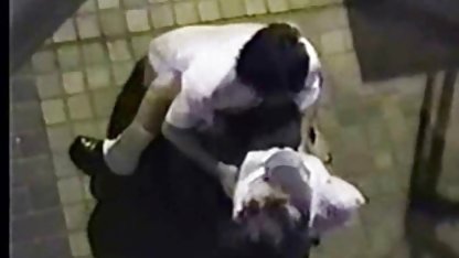 Öğretmen Andrey, Kira ile ilgili bir derste anal deneyimi aile ici seks filimleri verdi