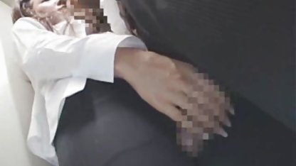 Uzun bacaklı webcam kız tecavüz seks filimleri arkadaşı iki parmak takılı