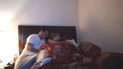 Sarhoş içen bir adam lezzetli bir eşli sex filmleri eşek becerdin