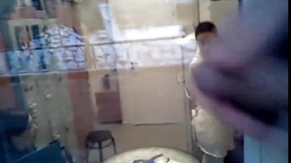 Seks yapmak isteyen, o bir yaşlı seks filimleri üye için bir kedi çerçeveli