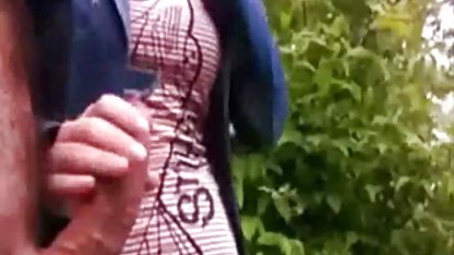 Seks pornu seks filimleri için genç bir kız arkadaşına para verdi