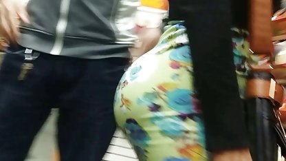 Banyoda bir Rus çiftin güzel seks olgun kadın seks filimleri